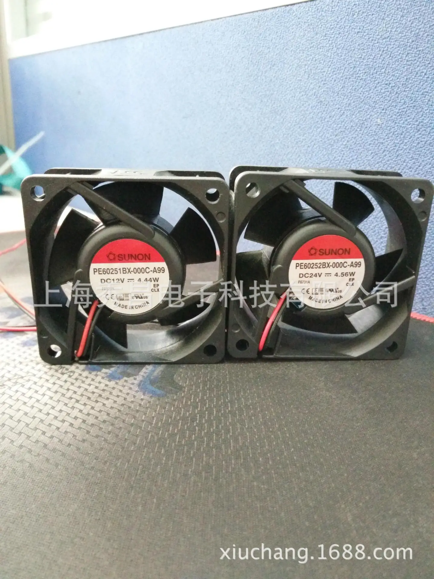 Original Sunon PE60252BX-000C-A99 6025 24V 4.56W Variable Frequency Drive Cooling Fan for Industrial Equipment
Original Sunon PE60252BX-000C-A99 6025 24V 4.56W Variable Frequency Drive Cooling Fan for Industrial Equipment