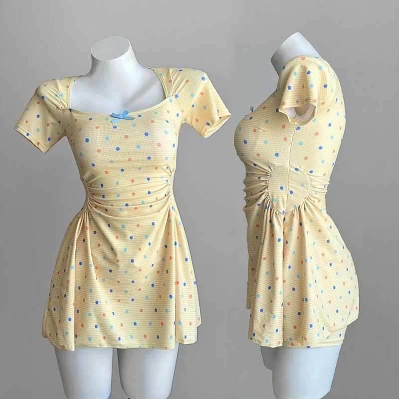 Sweet Cute Girls One-piece Swimsuit Kawaii Yellow Polka Dot Beach Dress Swimwear Summer Holiday Swimming Bathing Suit for Women
Sweet Cute Girls One-piece Swimsuit Kawaii Yellow Polka Dot Beach Dress Swimwear Summer Holiday Swimming Bathing Suit for Women