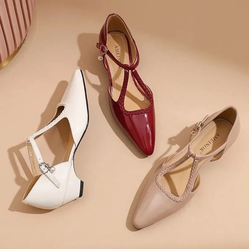 2026 New Elegant Commuting French Low-Heel Pointed Shallow Mouth Elegant Sandals Fashion Versatile Women's Flats
2026 New Elegant Commuting French Low-Heel Pointed Shallow Mouth Elegant Sandals Fashion Versatile Women's Flats