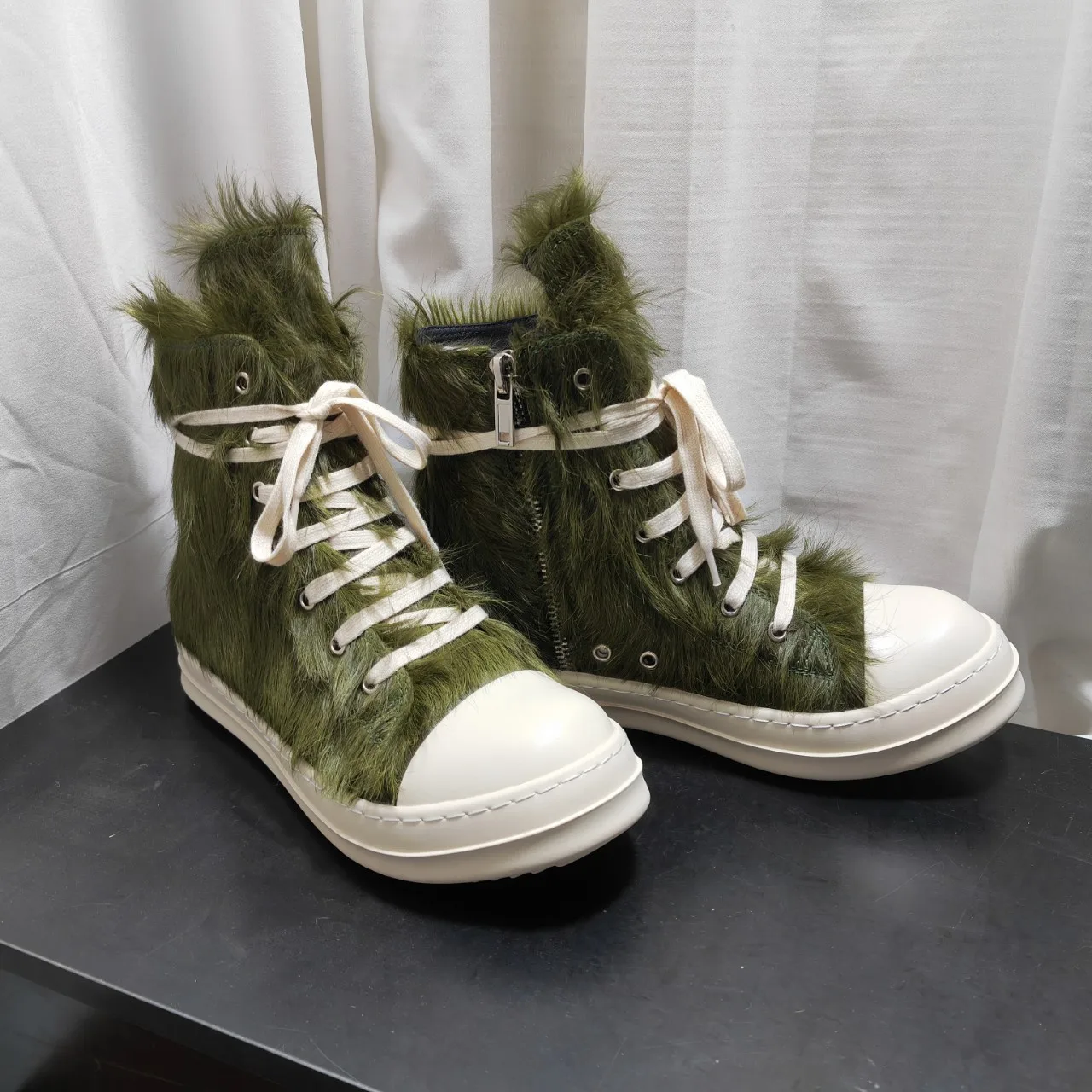 Зимние ботильоны из конского волоса, мужская повседневная обувь на шнуровке с круглым носком, брендовая спортивная обувь из натуральной кожи высокого качества для женщин
Зимние ботильоны из конского волоса, мужская повседневная обувь на шнуровке с круглым носком, брендовая спортивная обувь из натуральной кожи высокого качества для женщин