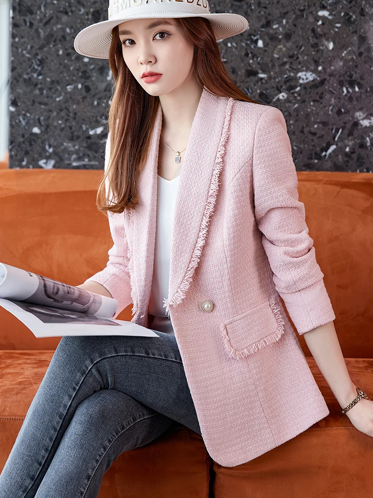 Модный повседневный женский костюм с длинным рукавом: пиджак и элегантная блузка в стиле французского шика для осени и зимы. Новинка!
Модный повседневный женский костюм с длинным рукавом: пиджак и элегантная блузка в стиле французского шика для осени и зимы. Новинка!