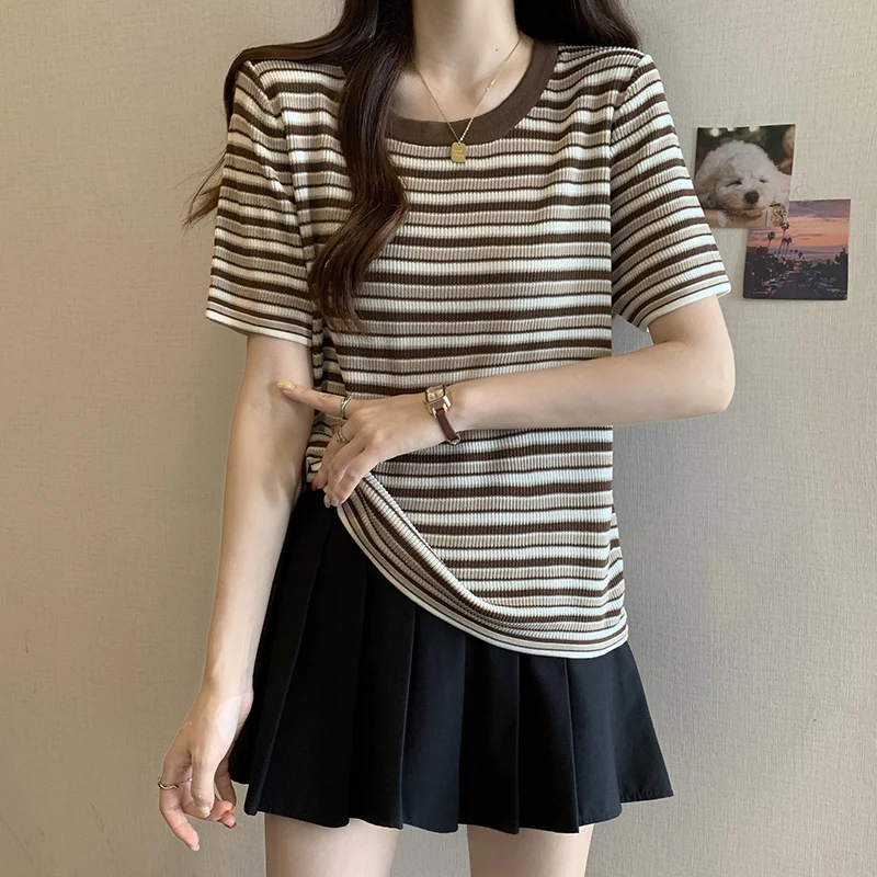 Summer Striped Knit Sweater Women T-shirts Tees Oversize Loose Stylish Fashion Loose Tops Short Sleeve O-neck Knitwear Jumper 
Summer Striped Knit Sweater Women T-shirts Tees Oversize Loose Stylish Fashion Loose Tops Short Sleeve O-neck Knitwear Jumper