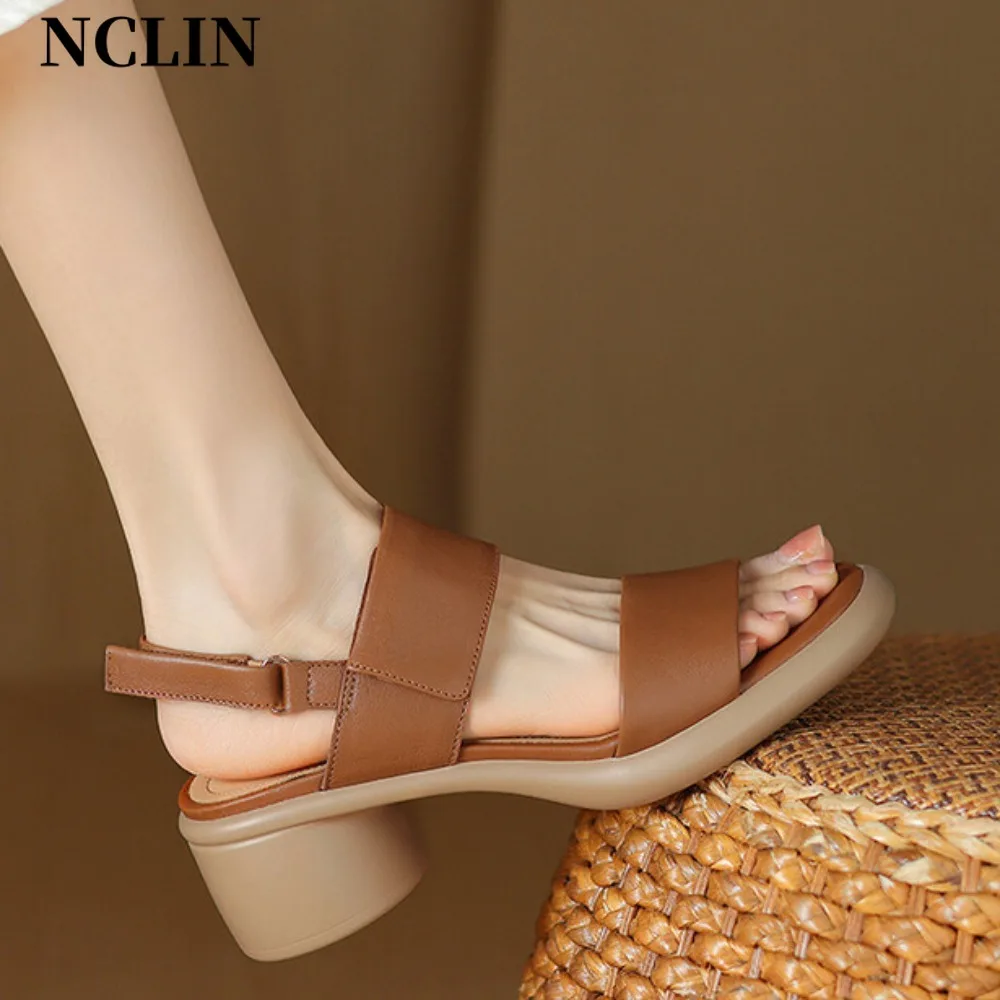 Summer High Heel Sandals Women 2025 Plus Size Luxury Sandal Female Wedge Platform Medium Heel Fish Mouth Designers Ladies Shoes
Summer High Heel Sandals Women 2025 Plus Size Luxury Sandal Female Wedge Platform Medium Heel Fish Mouth Designers Ladies Shoes