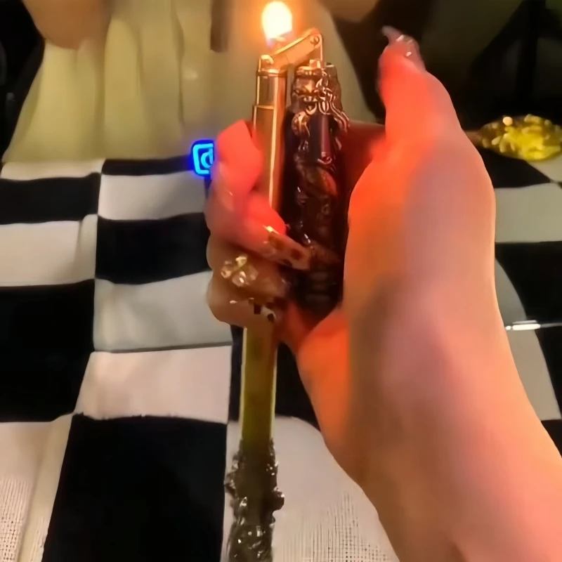 Creative Metal Wukong Gold Rod Open Flame Lighter Folding Double Rod Cigarette Accessories Men's Gift for Stress Relief
Creative Metal Wukong Gold Rod Open Flame Lighter Folding Double Rod Cigarette Accessories Men's Gift for Stress Relief