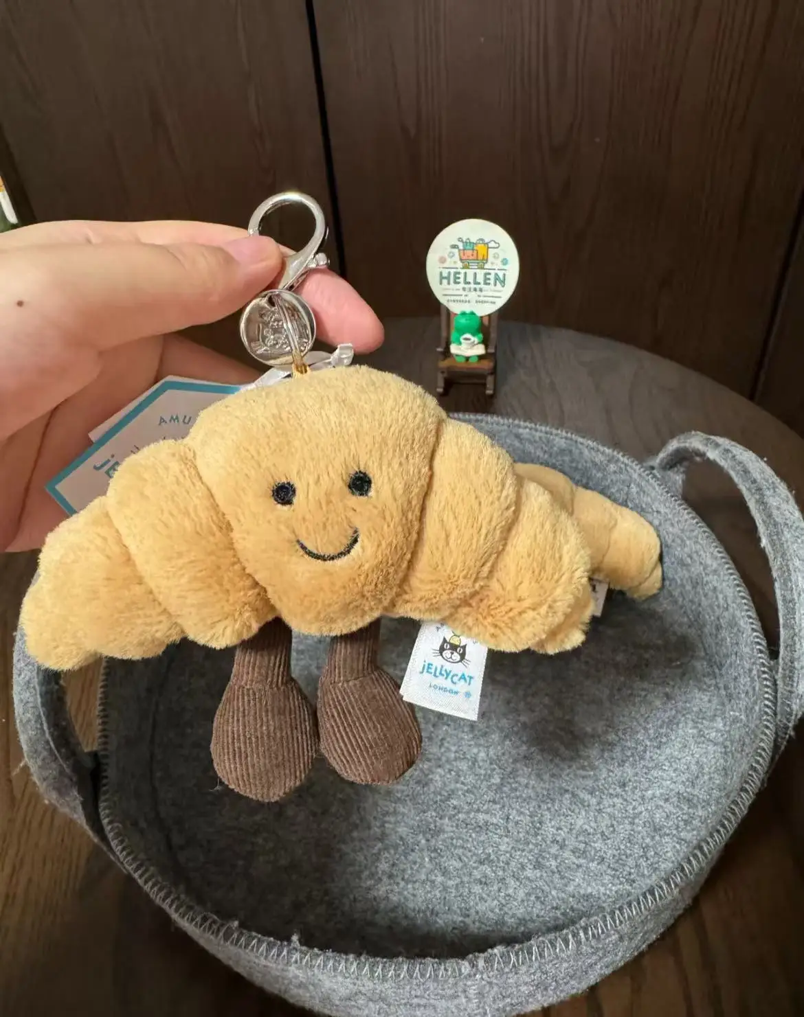 Плюшевый Медведь Барселона, милая плюшевая игрушка, брелок, мультяшная плюшевая сумка, подвеска, мягкие игрушки, подарок, забавные плюшевые куклы, брелки
Плюшевый Медведь Барселона, милая плюшевая игрушка, брелок, мультяшная плюшевая сумка, подвеска, мягкие игрушки, подарок, забавные плюшевые куклы, брелки