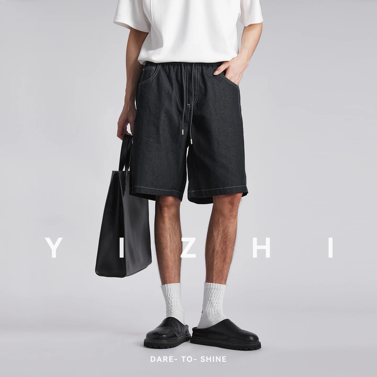 Men's Vintage Stitching Washed Denim Shorts Summer Loose Elastic Waist Drawstring Straight Leg Five Point Casual Shorts
Men's Vintage Stitching Washed Denim Shorts Summer Loose Elastic Waist Drawstring Straight Leg Five Point Casual Shorts