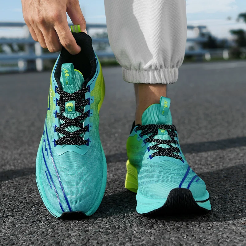 Running shoes for teenagers, professional breathable, fashionable and versatile mesh running shoes, student shock-absorbing raci
Running shoes for teenagers, professional breathable, fashionable and versatile mesh running shoes, student shock-absorbing raci
