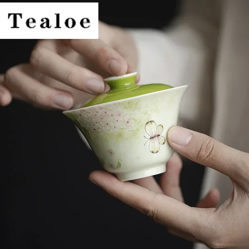 90ml Hand Painted Flowers Porcelain Gaiwan Set For Tea Butterfly Tureen Teaware Cup Chinese Green Bowls Chawan Tea Ceremony Set
90ml Hand Painted Flowers Porcelain Gaiwan Set For Tea Butterfly Tureen Teaware Cup Chinese Green Bowls Chawan Tea Ceremony Set