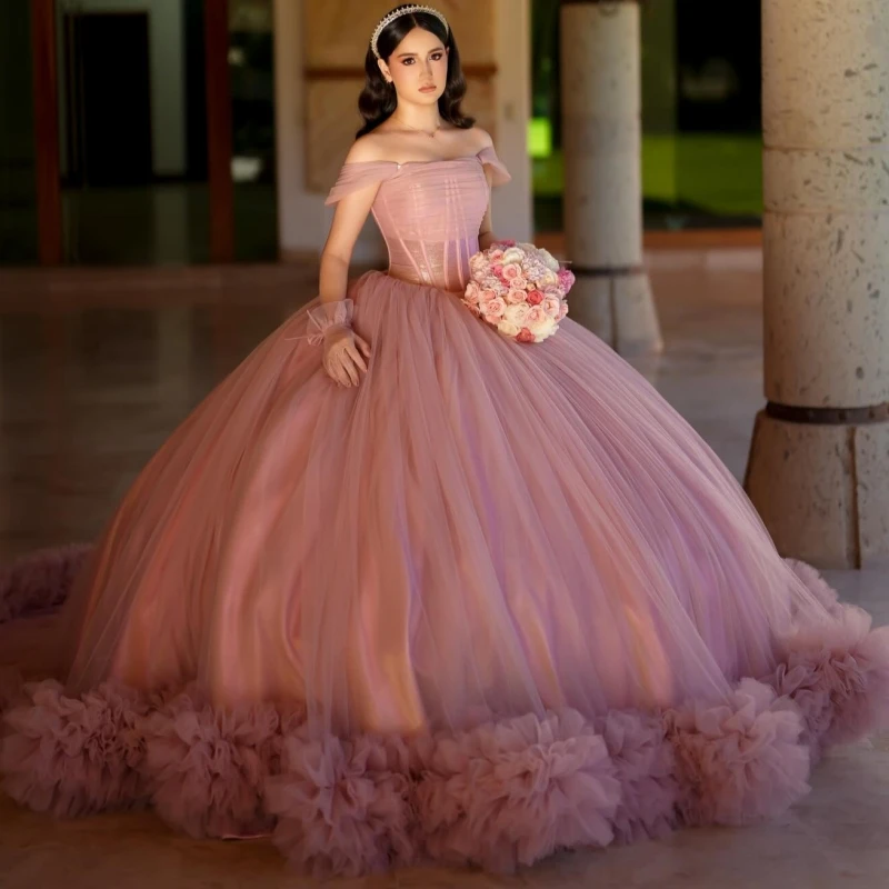 Pink Shiny Ball Gown Quinceanera Dresses Tiered Tull Corset Off Shoulder Sweet 16 Dress vestidos 15 de anos
Pink Shiny Ball Gown Quinceanera Dresses Tiered Tull Corset Off Shoulder Sweet 16 Dress vestidos 15 de anos