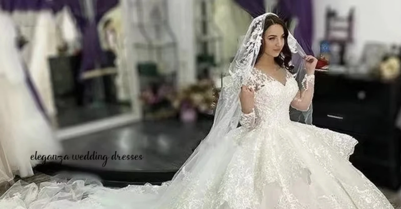 Customized Princess Wedding Dresses Women's Ball Gown Arab Bridal Gowns Lace Applique Robe Layered Group Vestido de novia 2025
Customized Princess Wedding Dresses Women's Ball Gown Arab Bridal Gowns Lace Applique Robe Layered Group Vestido de novia 2025