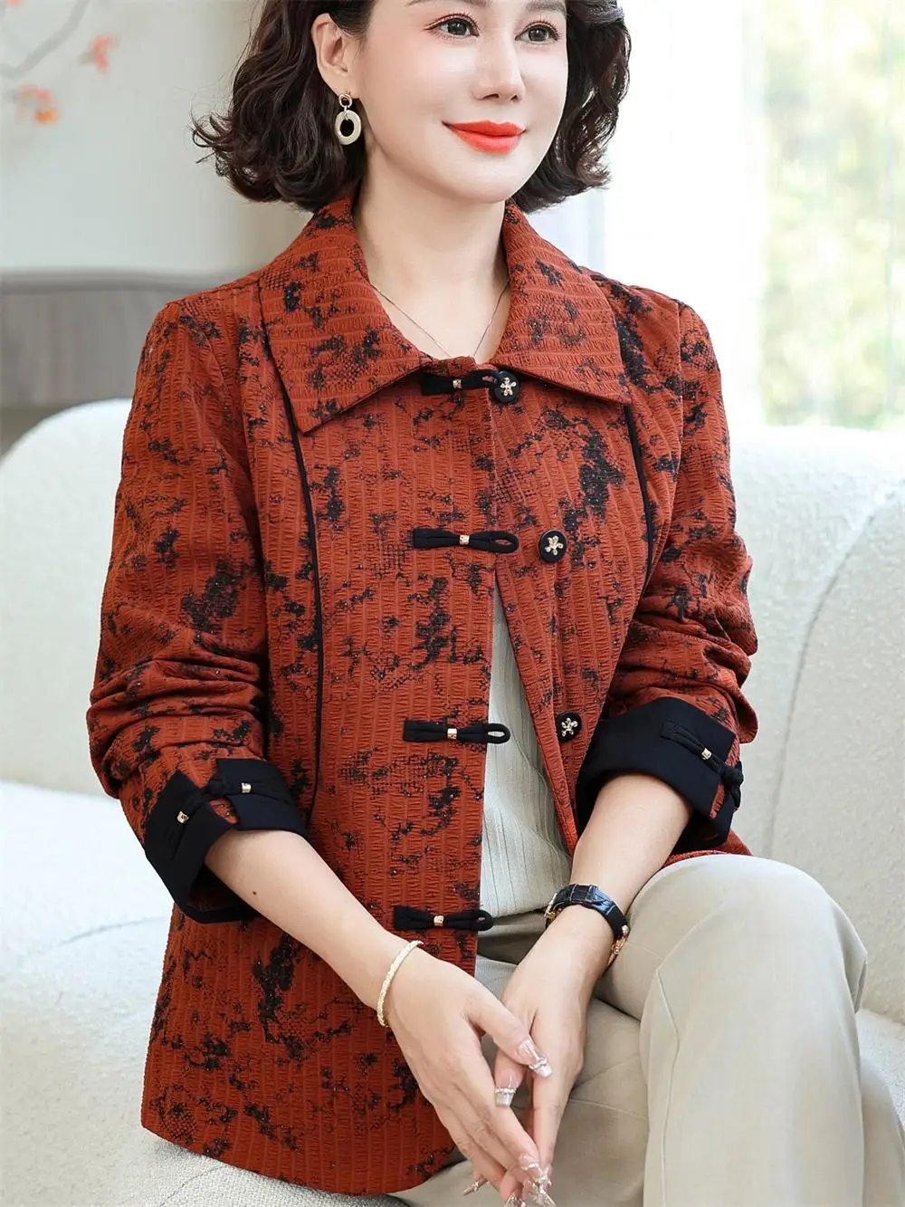 Модный осенний наряд для мам среднего возраста, дэт с воротником, новый сли, весенне-осенний женский топ-джер для детей 50-59 лет
Модный осенний наряд для мам среднего возраста, дэт с воротником, новый сли, весенне-осенний женский топ-джер для детей 50-59 лет