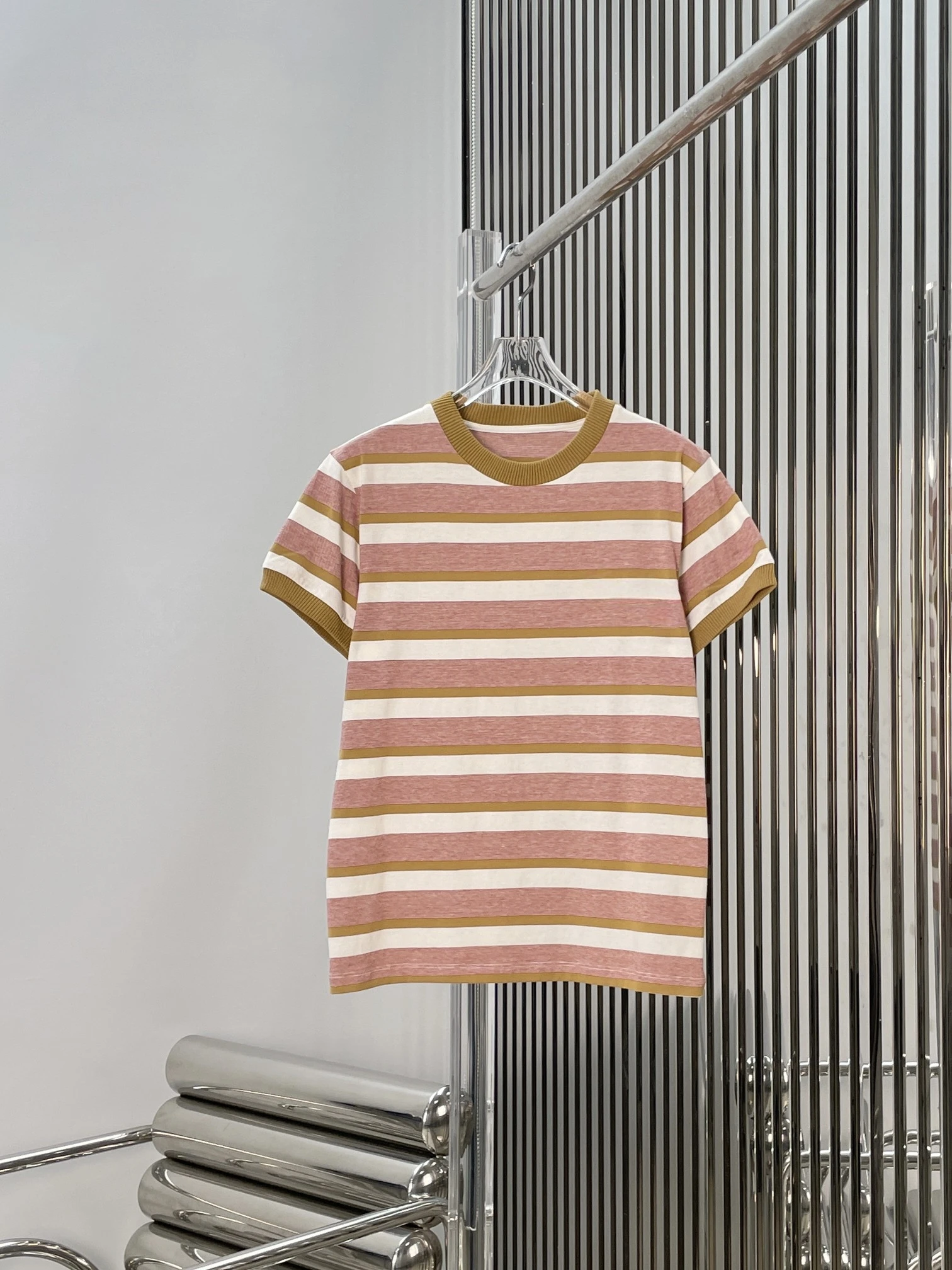 Casual Stripe round Neck Short Sleeve T-Shirt Women's Color Block Vintage Fashionable Slimming Cotton Moisture Wicking
Casual Stripe round Neck Short Sleeve T-Shirt Women's Color Block Vintage Fashionable Slimming Cotton Moisture Wicking