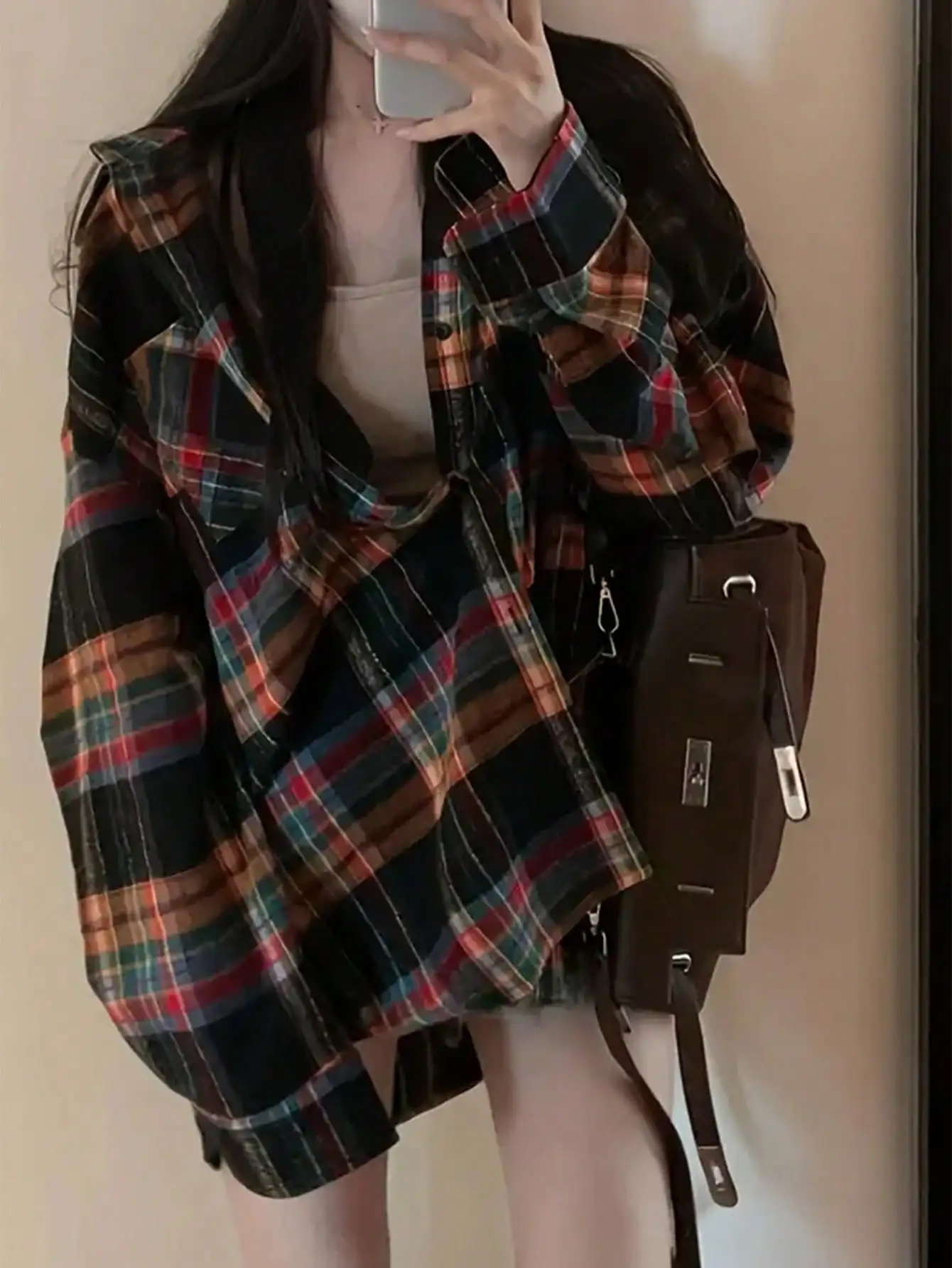 Женская осенняя свободная посадка с заниженными плечами и длинными рукавами в клетку, топы с длинными рукавами, осенняя ткань для женщин
Женская осенняя свободная посадка с заниженными плечами и длинными рукавами в клетку, топы с длинными рукавами, осенняя ткань для женщин