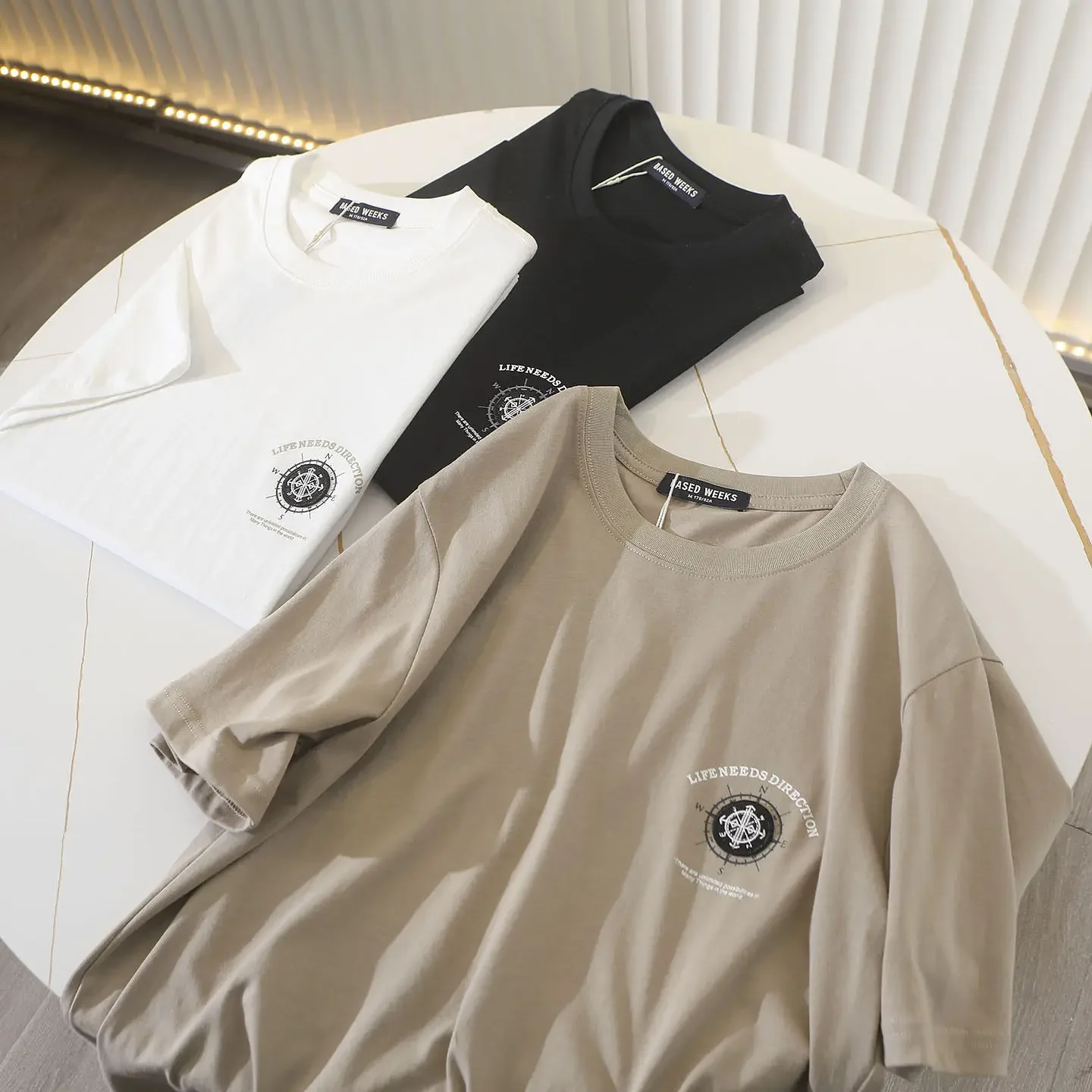 High-count 100% cotton, men's summer breathable round neck short-sleeved T-shirt with pure cotton backing
High-count 100% cotton, men's summer breathable round neck short-sleeved T-shirt with pure cotton backing