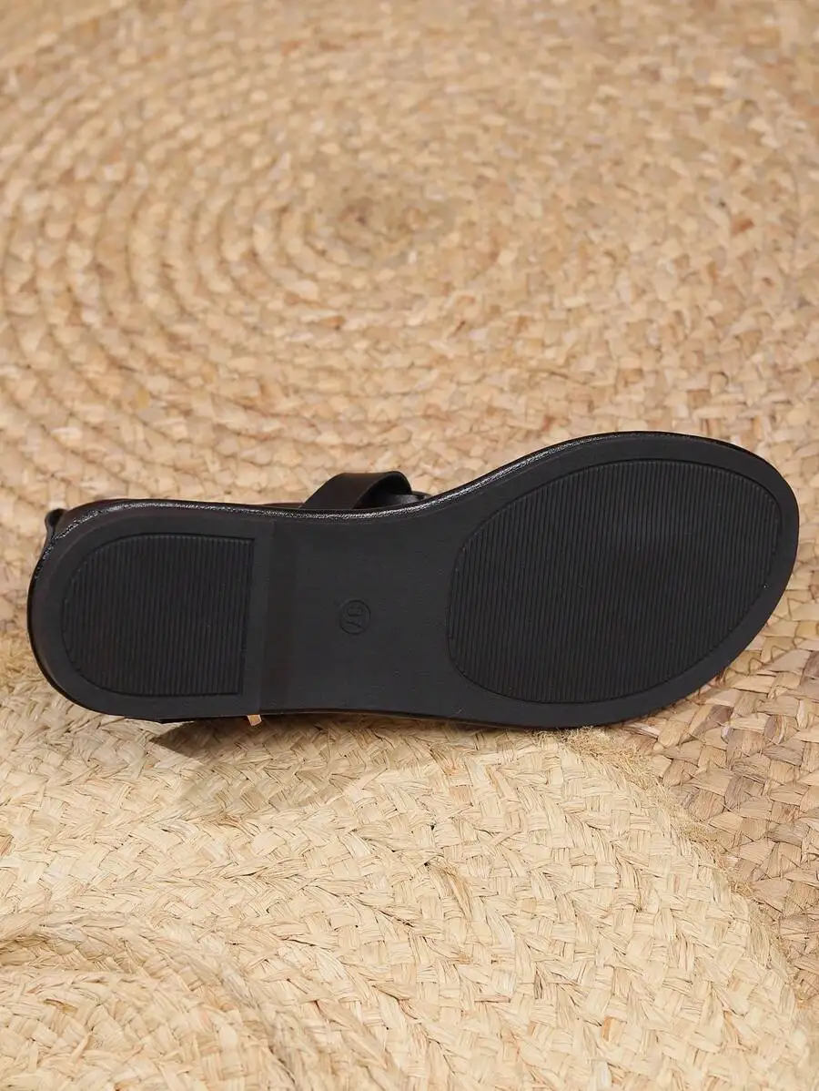Womens Flat Thong Sandals Casual Beach Shoes Solid Color Summer Sandals
Womens Flat Thong Sandals Casual Beach Shoes Solid Color Summer Sandals