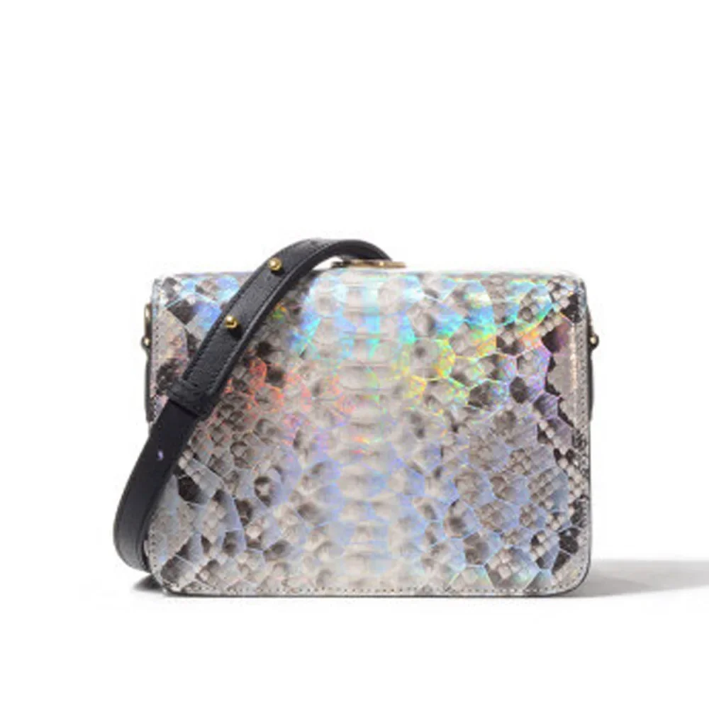 PUGETE new Inclined shoulder Python skin Little bread female Single shoulder bag women flap
PUGETE new Inclined shoulder Python skin Little bread female Single shoulder bag women flap