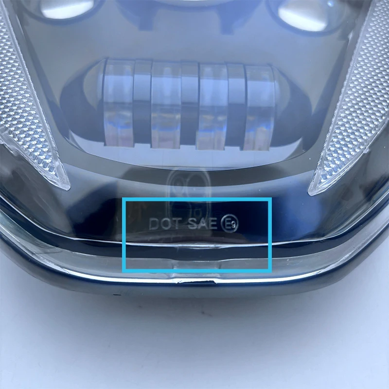 Front LED Headlight With Turn Light For Ducati Monster 797 /821 / 1200 / 1200s / 659
Front LED Headlight With Turn Light For Ducati Monster 797 /821 / 1200 / 1200s / 659