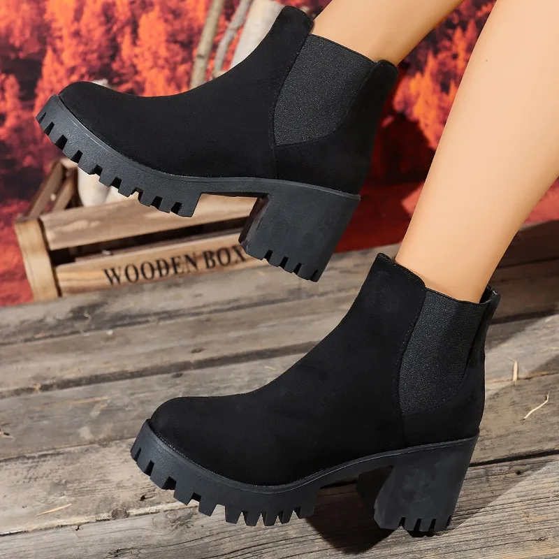 Модные и высококачественные популярные элегантные женские ботильоны с круглым носком, удобные короткие ботинки, осень/зима 2025 г.
Модные и высококачественные популярные элегантные женские ботильоны с круглым носком, удобные короткие ботинки, осень/зима 2025 г.