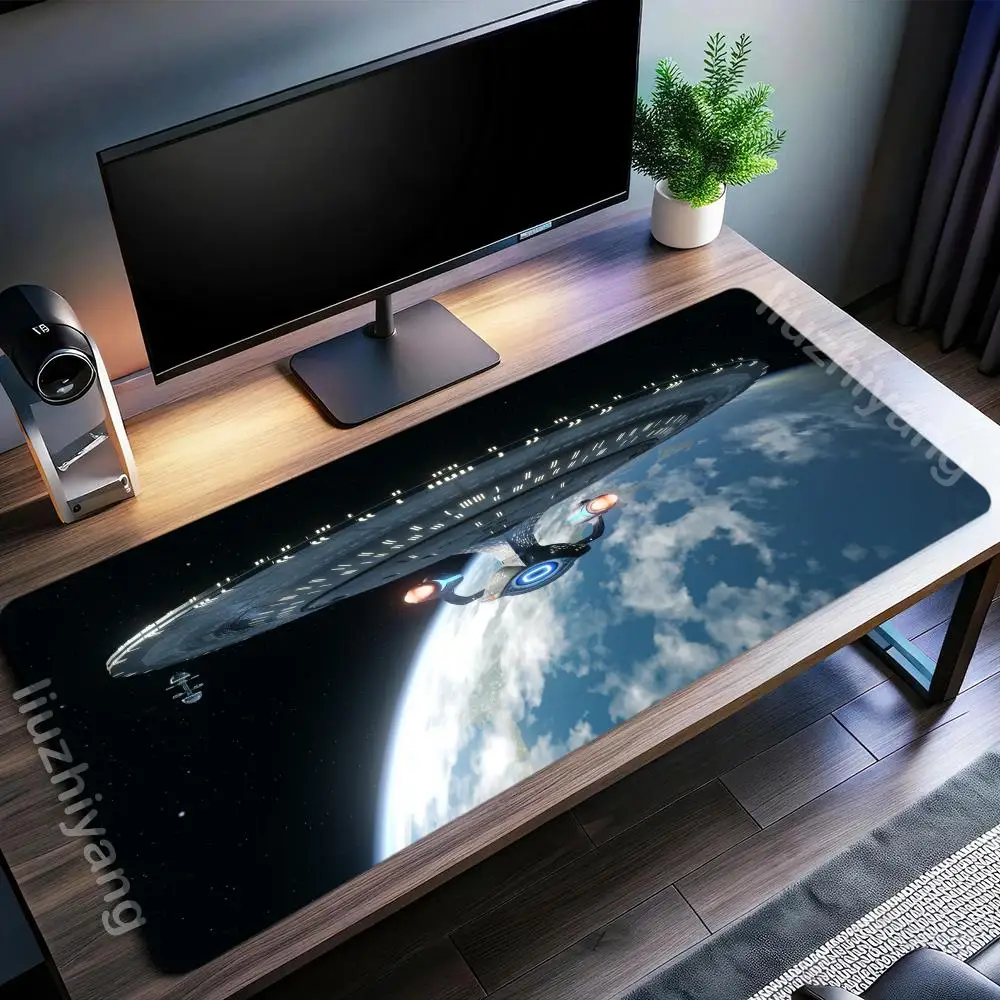 Большой коврик для мыши в виде космического корабля, XXL, резиновый, противоскользящий, для компьютера, офиса, игр, длинный настольный коврик для клавиатуры и мыши
Большой коврик для мыши в виде космического корабля, XXL, резиновый, противоскользящий, для компьютера, офиса, игр, длинный настольный коврик для клавиатуры и мыши