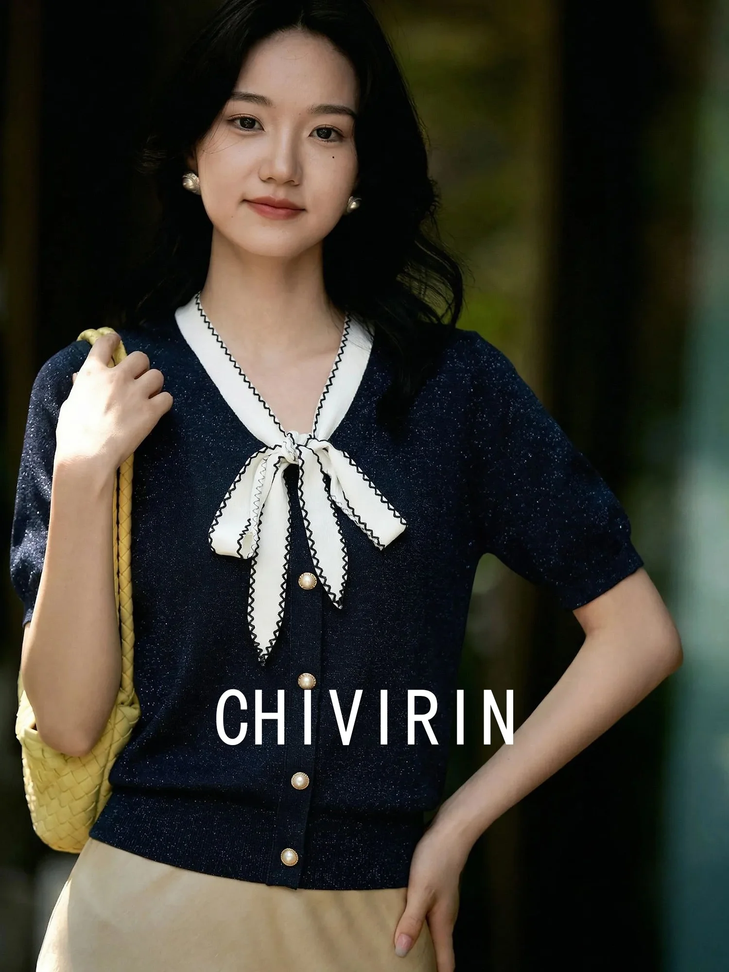 Chivirin Summer Slim Fit V-Neck Knot Short Sleeve Knitted Top Women's Fashionable Versatile Loose Style Casual Wear
Chivirin Summer Slim Fit V-Neck Knot Short Sleeve Knitted Top Women's Fashionable Versatile Loose Style Casual Wear
