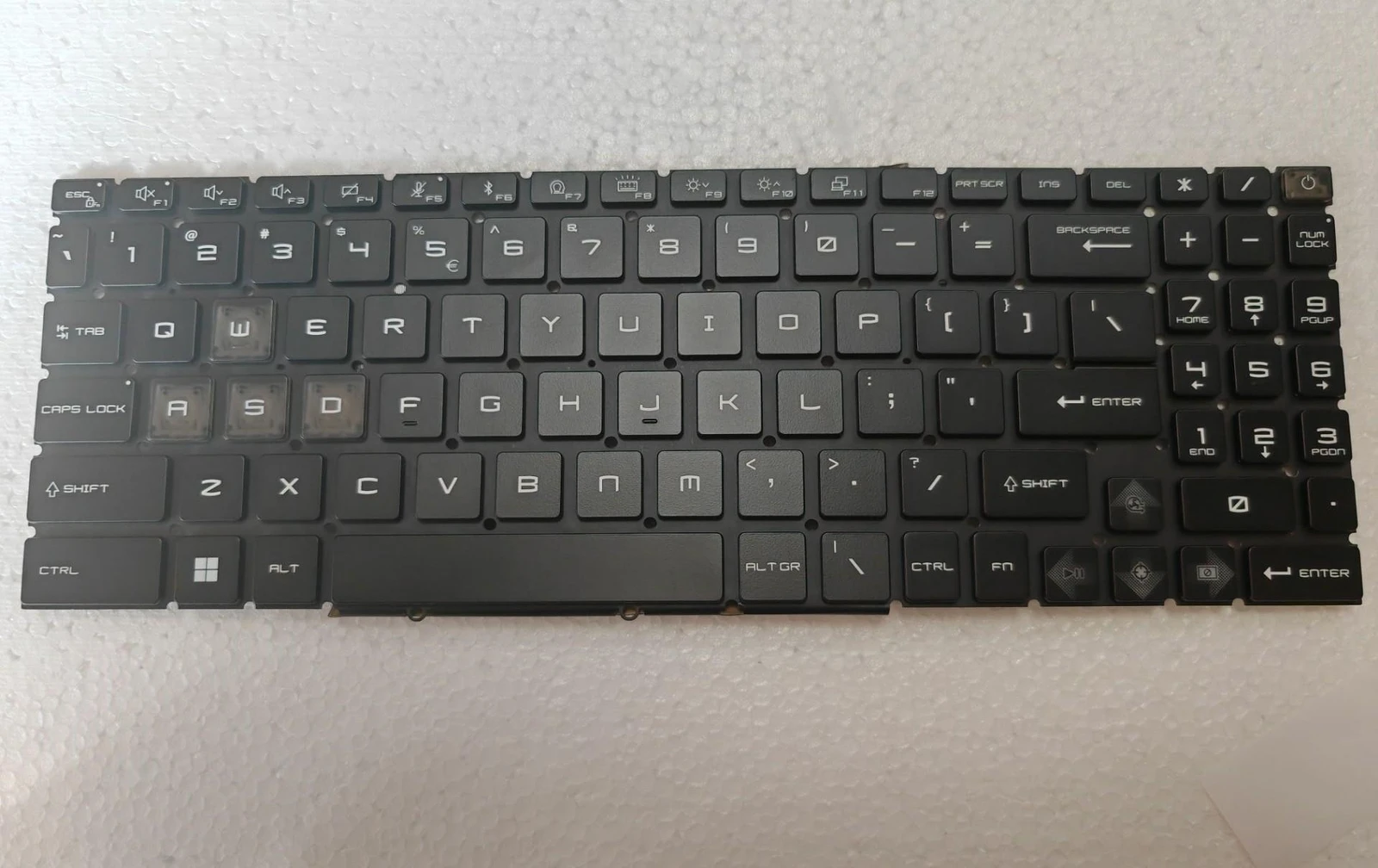 RGB Backlit Laptop Keyboard for MSI Raider GE78 HX 14V 14VFG 14VGG 14VHG 14VIG
RGB Backlit Laptop Keyboard for MSI Raider GE78 HX 14V 14VFG 14VGG 14VHG 14VIG