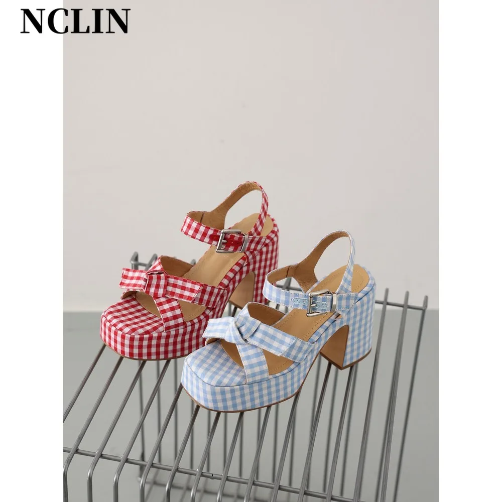 2026 New Summer Plaid Platform Sandals Women Chunky Heel Ankle Strap Buckle Lattice Wedge Shoes (Red/Blue)
2026 New Summer Plaid Platform Sandals Women Chunky Heel Ankle Strap Buckle Lattice Wedge Shoes (Red/Blue)