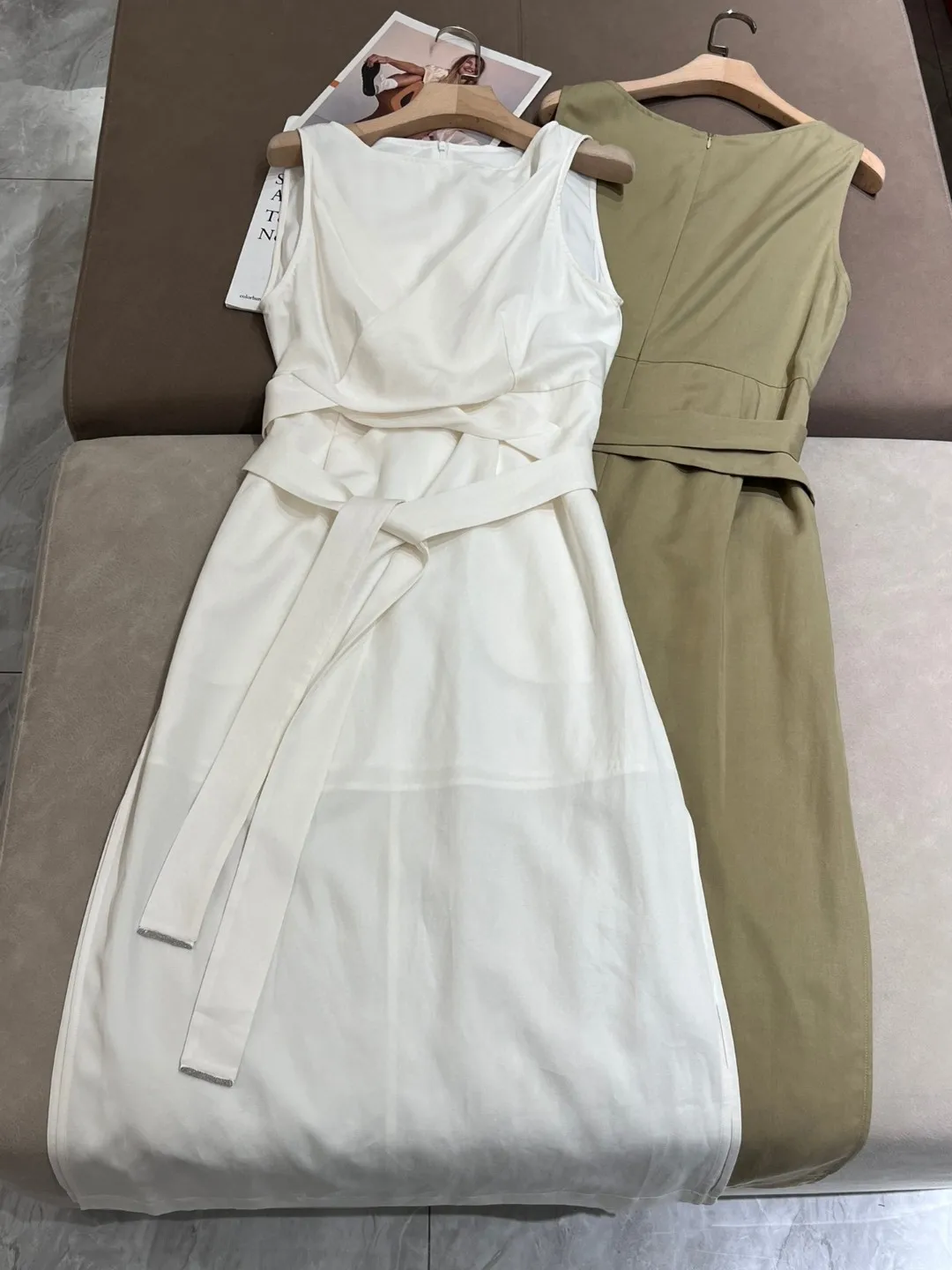 Bc* New French Sleeveless White Dress For Women High-end Texture Elegant Commuting Formal Wear Slim Waist Dress
Bc* New French Sleeveless White Dress For Women High-end Texture Elegant Commuting Formal Wear Slim Waist Dress