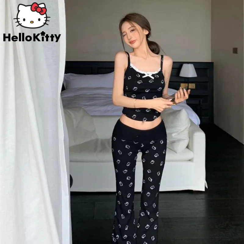 Sanrio Hello Kitty Fashion Set Women's Summer New Printed Strap Top Shorts Pants Suit Korean Style Spicy Y2k Girl Two Piece Set
Sanrio Hello Kitty Fashion Set Women's Summer New Printed Strap Top Shorts Pants Suit Korean Style Spicy Y2k Girl Two Piece Set