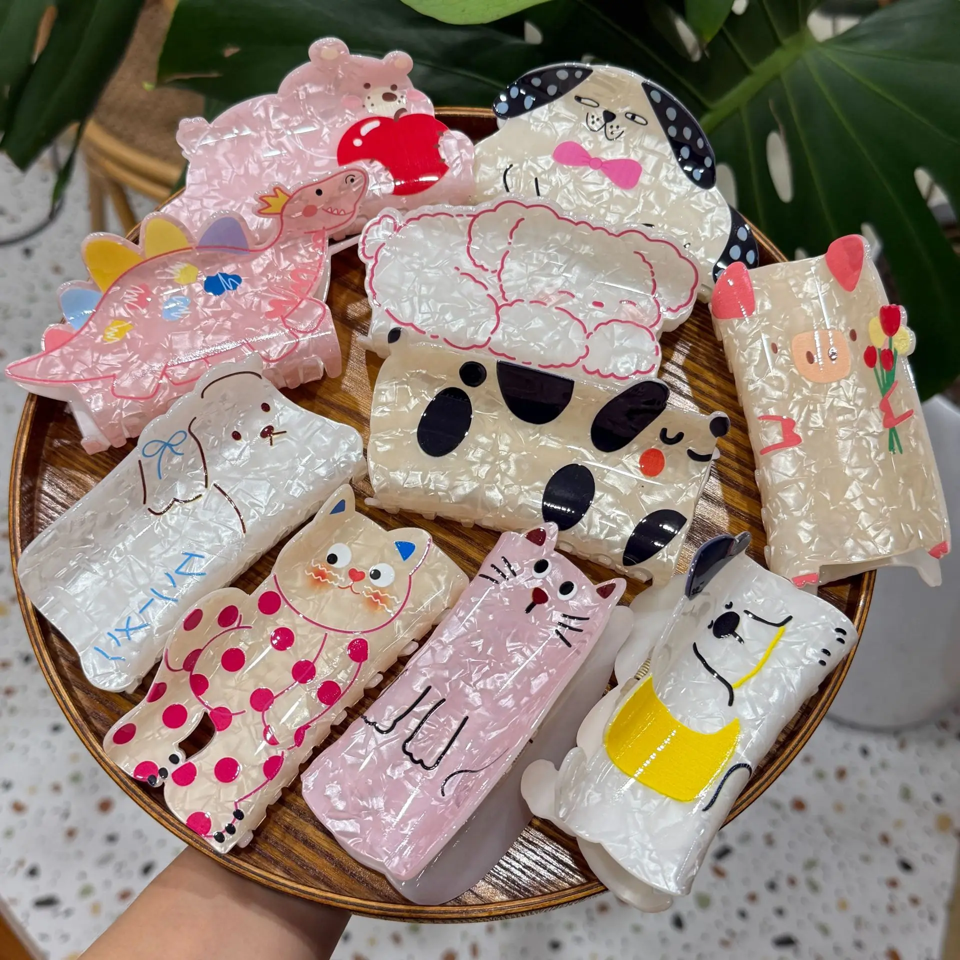 NEW Cute Cartoon Animals Hair Claw Kawaii Colorful Little Cat Dog Acrylic Hair Claw Clips Hair Accessories for Women Girls
NEW Cute Cartoon Animals Hair Claw Kawaii Colorful Little Cat Dog Acrylic Hair Claw Clips Hair Accessories for Women Girls