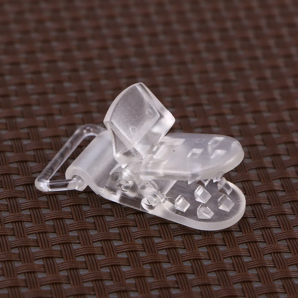 10Pcs T-Shaped Transparent Baby Pacifier Clips Plastic Badge Holders for Making Straps Pacifier Holders Bib Clips Infant Craft
10Pcs T-Shaped Transparent Baby Pacifier Clips Plastic Badge Holders for Making Straps Pacifier Holders Bib Clips Infant Craft