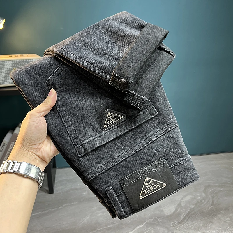 Outlet Роскошные мужские джинсы Original Tail Goods Высококачественная джинсовая прямая посадка для ног Высокая эластичность Износостойкая средняя талия Zi...
Outlet Роскошные мужские джинсы Original Tail Goods Высококачественная джинсовая прямая посадка для ног Высокая эластичность Износостойкая средняя талия Zi...