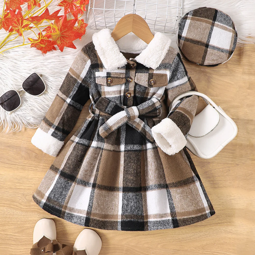 Женское осенне-зимнее Новое клетчатое платье с отложным воротником и длинными рукавами в стиле пэчворк Модное теплое плюшевое платье с шапочкой
Женское осенне-зимнее Новое клетчатое платье с отложным воротником и длинными рукавами в стиле пэчворк Модное теплое плюшевое платье с шапочкой