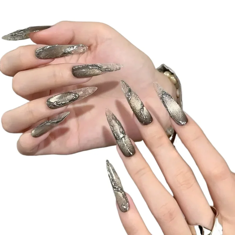 *Pure handmade temperament black glazed cat eye flash magic mirror powder show hand white manicure wear nail
*Pure handmade temperament black glazed cat eye flash magic mirror powder show hand white manicure wear nail