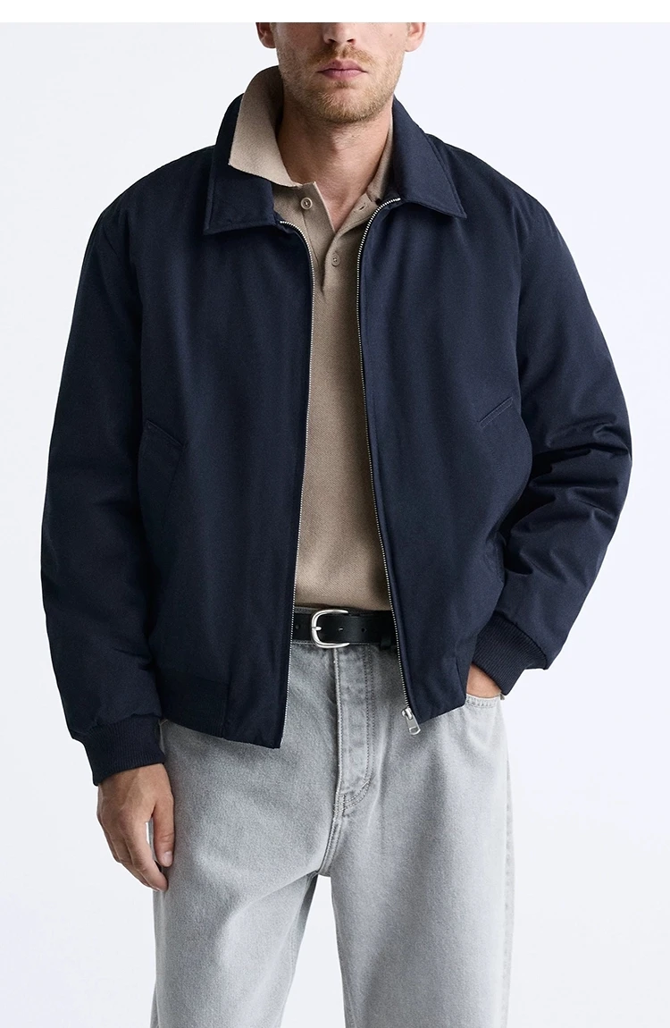 Tech Fabric Zipper Cotton Pilot Jaet Outerwear for Men Autumn Winter New Sle Stand Fit Casual Warm Thiened Long Sve
Tech Fabric Zipper Cotton Pilot Jaet Outerwear for Men Autumn Winter New Sle Stand Fit Casual Warm Thiened Long Sve