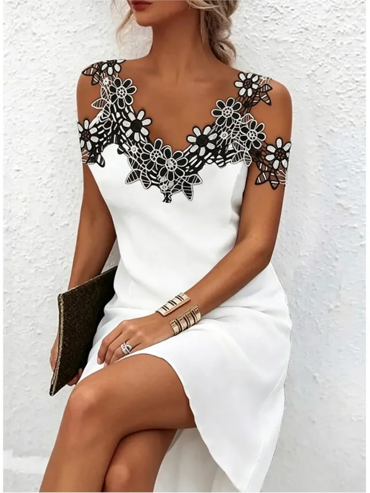 Summer Lace Decoration Fashion Off-the-shoulder Dress Women's New Elegant Solid Casual Holiday Party Dresses For Women Robe
Summer Lace Decoration Fashion Off-the-shoulder Dress Women's New Elegant Solid Casual Holiday Party Dresses For Women Robe
