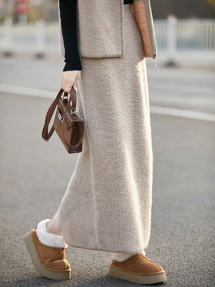 100% Merino Wool Women's Half Skirt Loose Casual Fashion Autumn Winter Brushed Cashmere Skirt
100% Merino Wool Women's Half Skirt Loose Casual Fashion Autumn Winter Brushed Cashmere Skirt