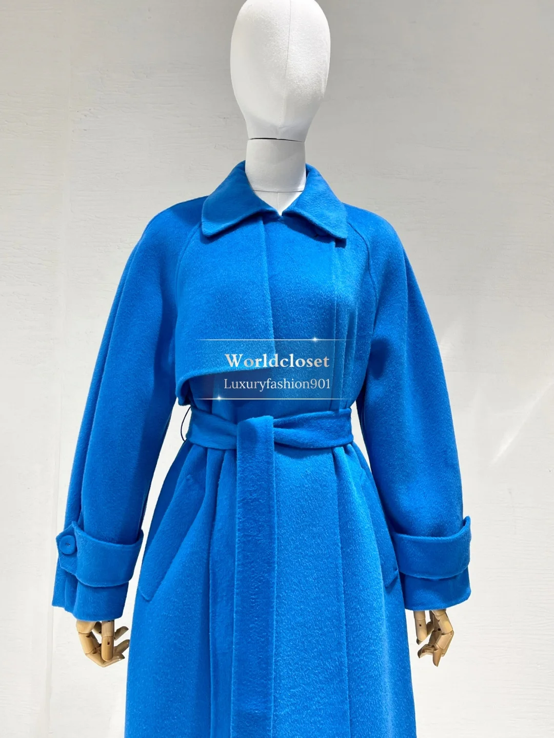 2025 Elegant Winter Clothes Woman Royal Blue Retro Trench Style Long Sleeve Lapel Double-faced Wool Coat Jacket
2025 Elegant Winter Clothes Woman Royal Blue Retro Trench Style Long Sleeve Lapel Double-faced Wool Coat Jacket
