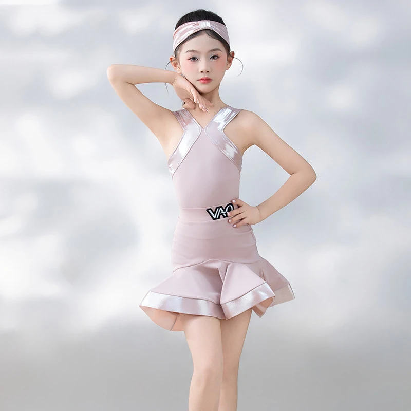 2026 Hanging Neck Top Fishbone Skirt Latin Dance Practice Outfits For Girls Samba Chacha Kids Latin Dance Stage Wear XH4250
2026 Hanging Neck Top Fishbone Skirt Latin Dance Practice Outfits For Girls Samba Chacha Kids Latin Dance Stage Wear XH4250
