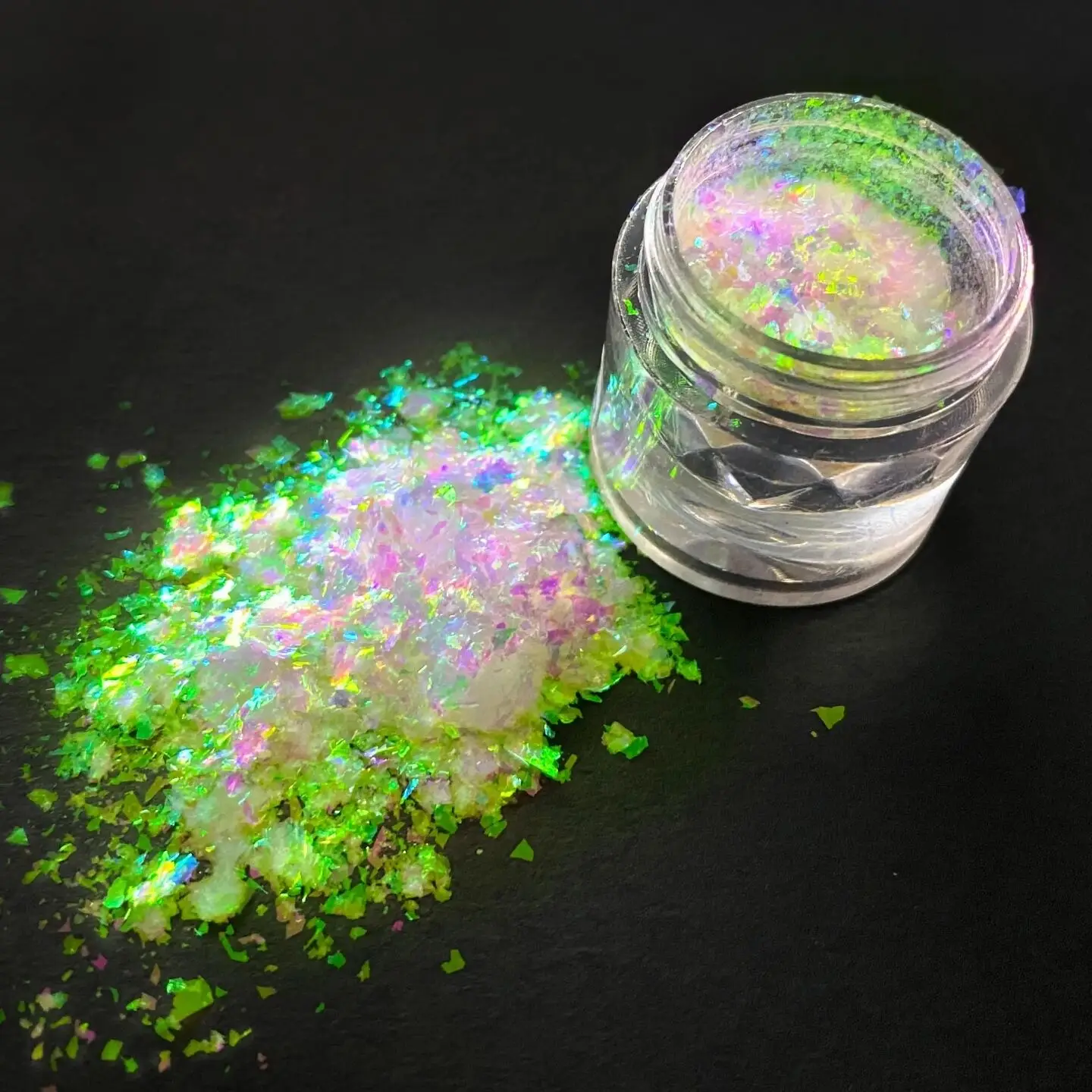 Aurora Chameleon Colorshift Glitter Flakes Iridescent Multichrome Opal Flakes Pigment 112
Aurora Chameleon Colorshift Glitter Flakes Iridescent Multichrome Opal Flakes Pigment 112