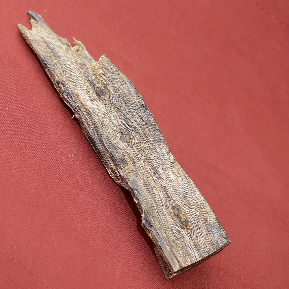 Authentic Kynam Oud Wood 83g Agarwood Home Decor High Quality Solid Qi Nan Kyara Jin-Koh Self-Grown Incense Nectar & Fruit Scent
Authentic Kynam Oud Wood 83g Agarwood Home Decor High Quality Solid Qi Nan Kyara Jin-Koh Self-Grown Incense Nectar & Fruit Scent