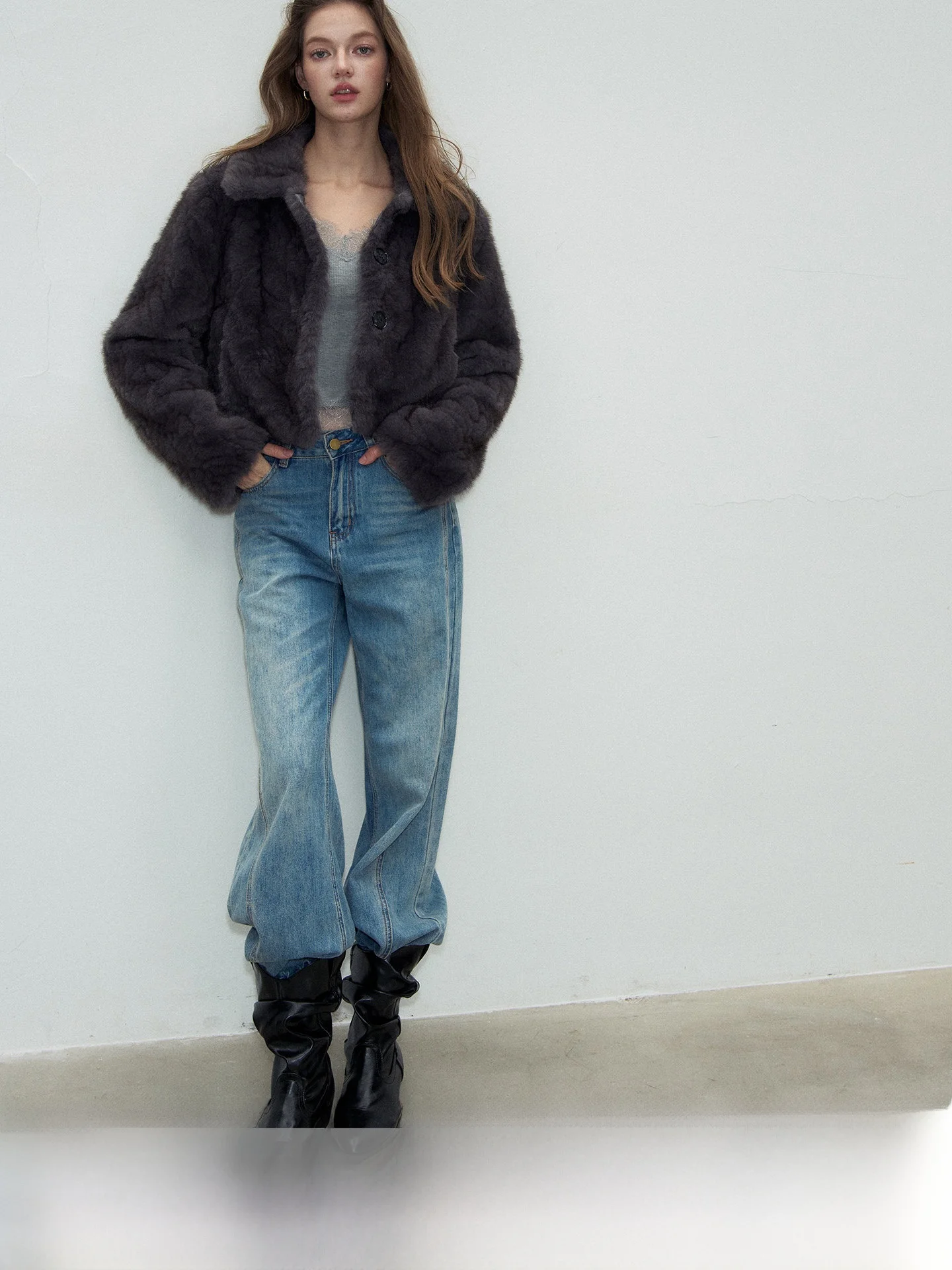 Fumisme Eco-Friendly Fur Short Coat Purple Grey Classic Collarless Jacket for Young Women Standard Fit Long Sleeve Winter Out...
Fumisme Eco-Friendly Fur Short Coat Purple Grey Classic Collarless Jacket for Young Women Standard Fit Long Sleeve Winter Out...