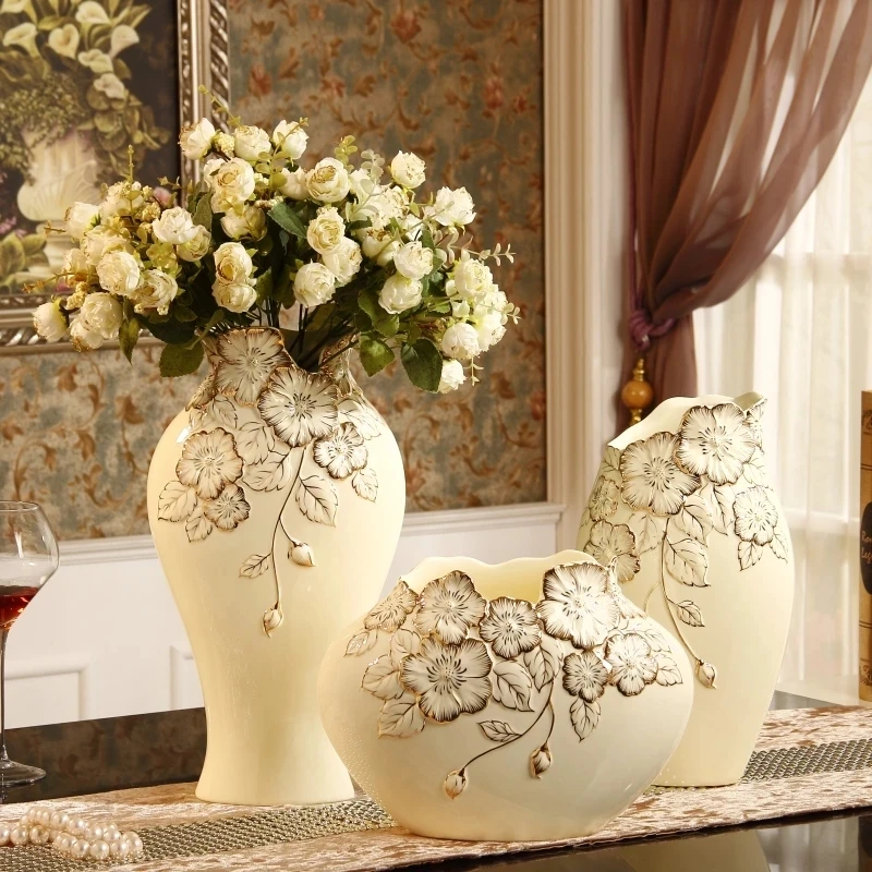 Luxury Chinese Classic Antique Ceramic Enamel Flower Vases Green Vase Craft Home Decoration
Luxury Chinese Classic Antique Ceramic Enamel Flower Vases Green Vase Craft Home Decoration