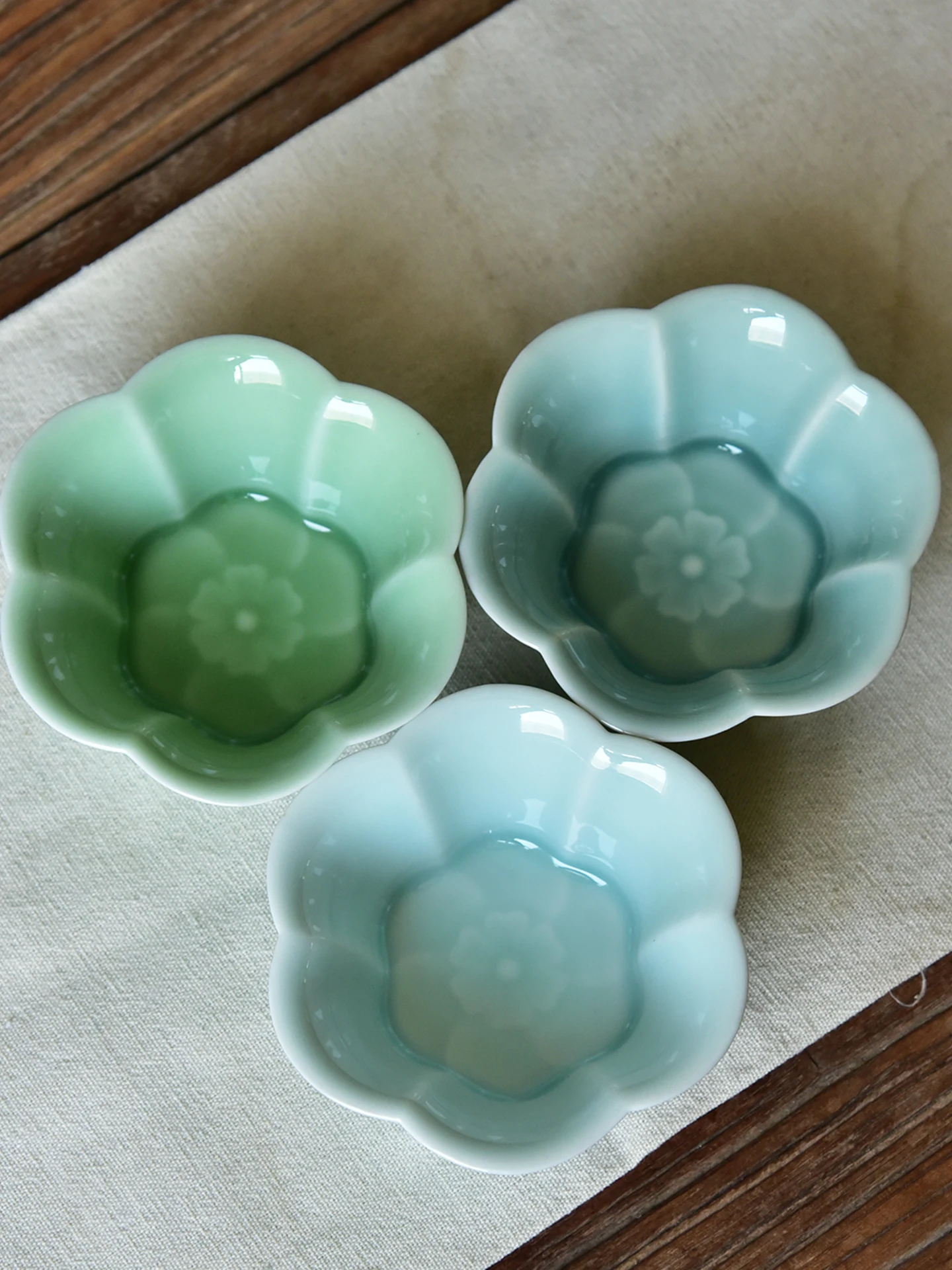 Han Qing Tang Longquan Kiln Blue Porcelain Four Le Clover Small Plate Chinese Sle Retro Cerc Tea Sna Di Dry Fruit ...
Han Qing Tang Longquan Kiln Blue Porcelain Four Le Clover Small Plate Chinese Sle Retro Cerc Tea Sna Di Dry Fruit ...