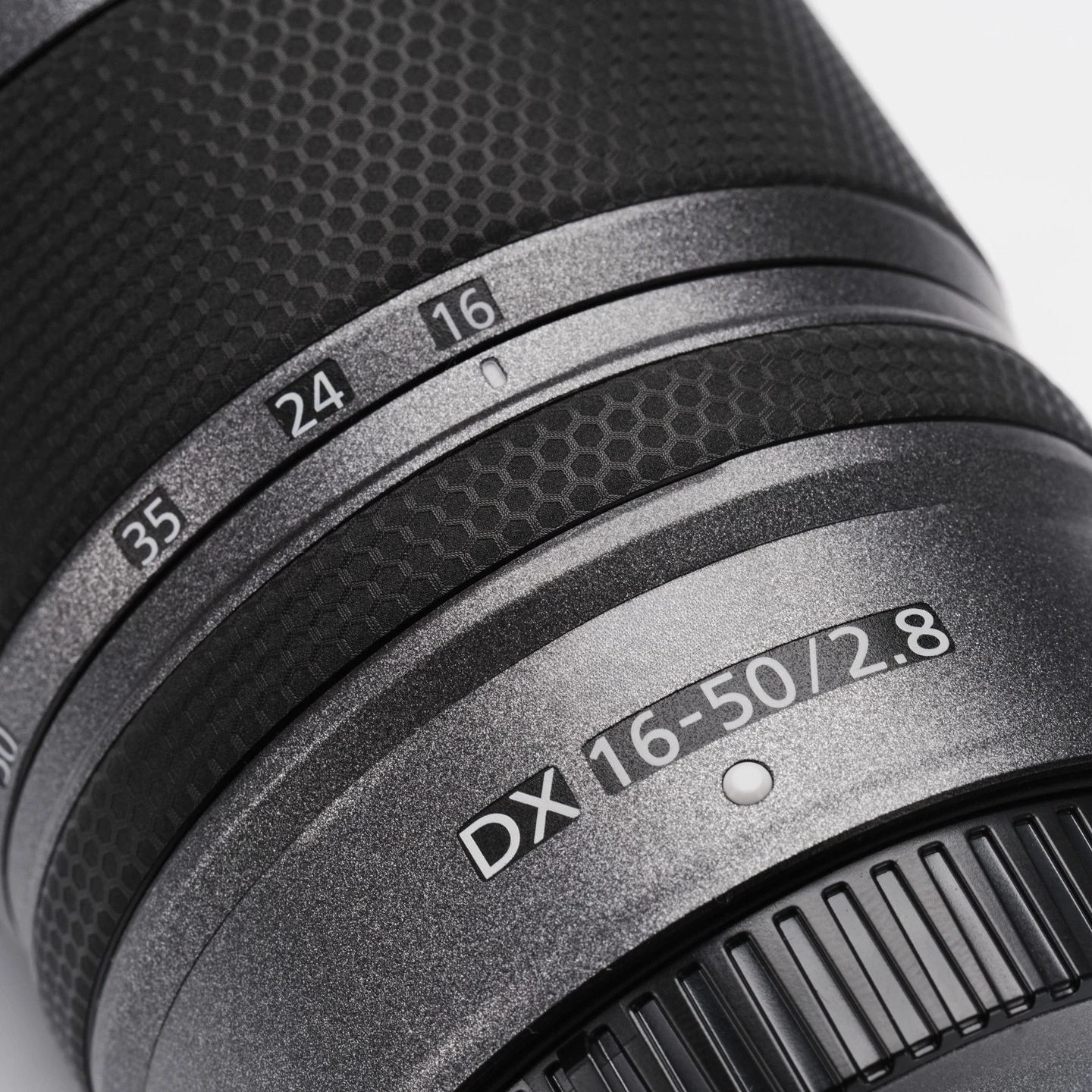 Z16-50 F\2.8 Lens Sticker Anti-Scratch Protective Film Body Protector Skin For Nikon Z DX 16-50mm F2.8
Z16-50 F\2.8 Lens Sticker Anti-Scratch Protective Film Body Protector Skin For Nikon Z DX 16-50mm F2.8