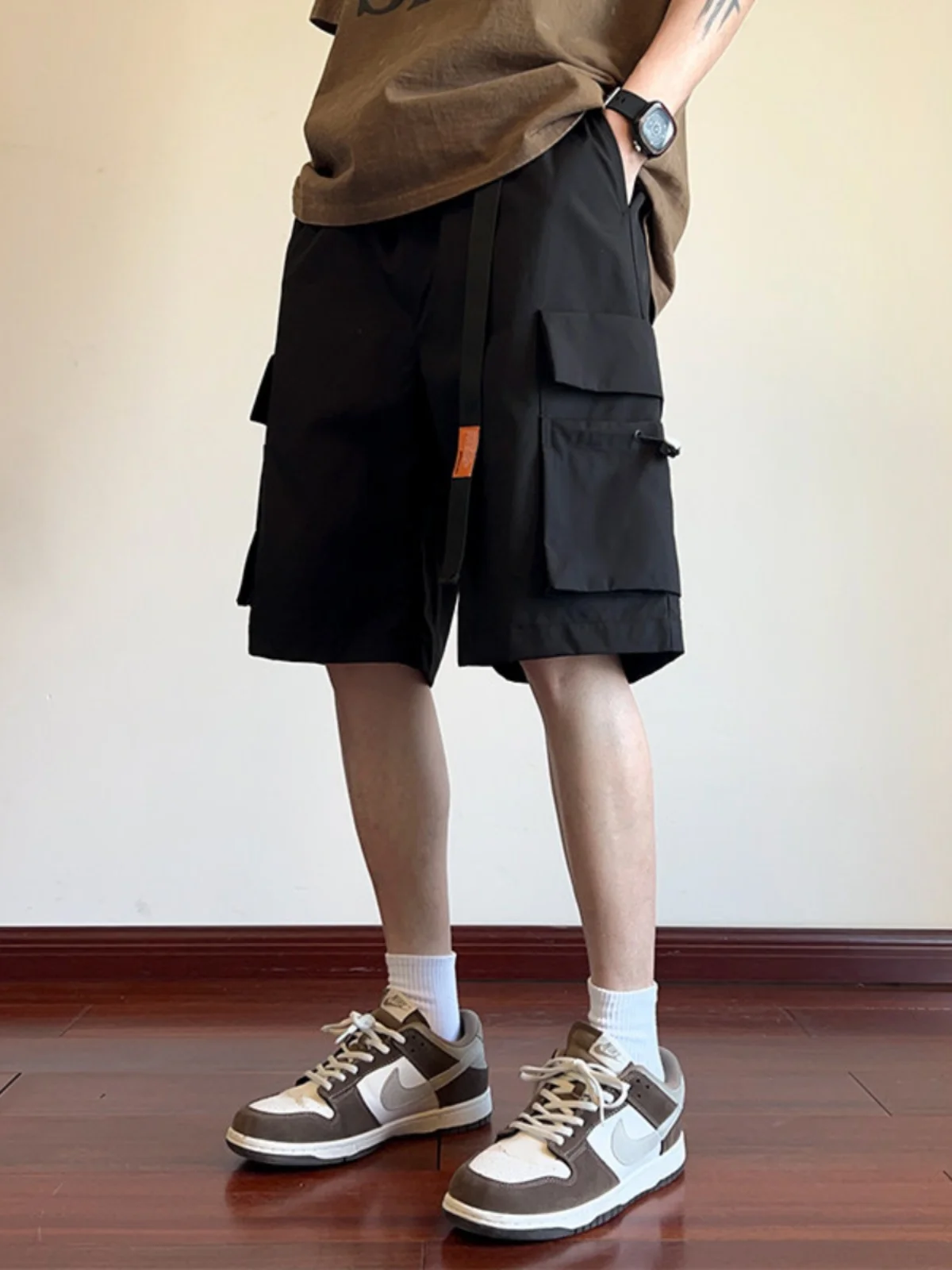 Мужские летние тонкие водонепроницаемые рабочие брюки Pure Bla из 4-х частей, из ледяного шелка, для баскетбола и спорта, 5-6 частей
Мужские летние тонкие водонепроницаемые рабочие брюки Pure Bla из 4-х частей, из ледяного шелка, для баскетбола и спорта, 5-6 частей