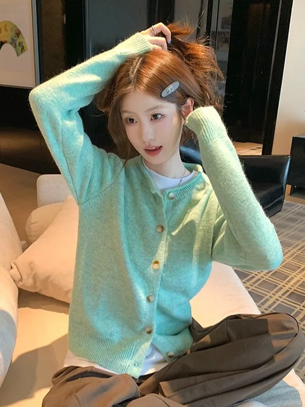 Потрясающий круглый вязаный открытый кардиган Ne Long Sve, женский утягивающий модный топ, корейский слэ, стандартный крой, средней тонкости
Потрясающий круглый вязаный открытый кардиган Ne Long Sve, женский утягивающий модный топ, корейский слэ, стандартный крой, средней тонкости