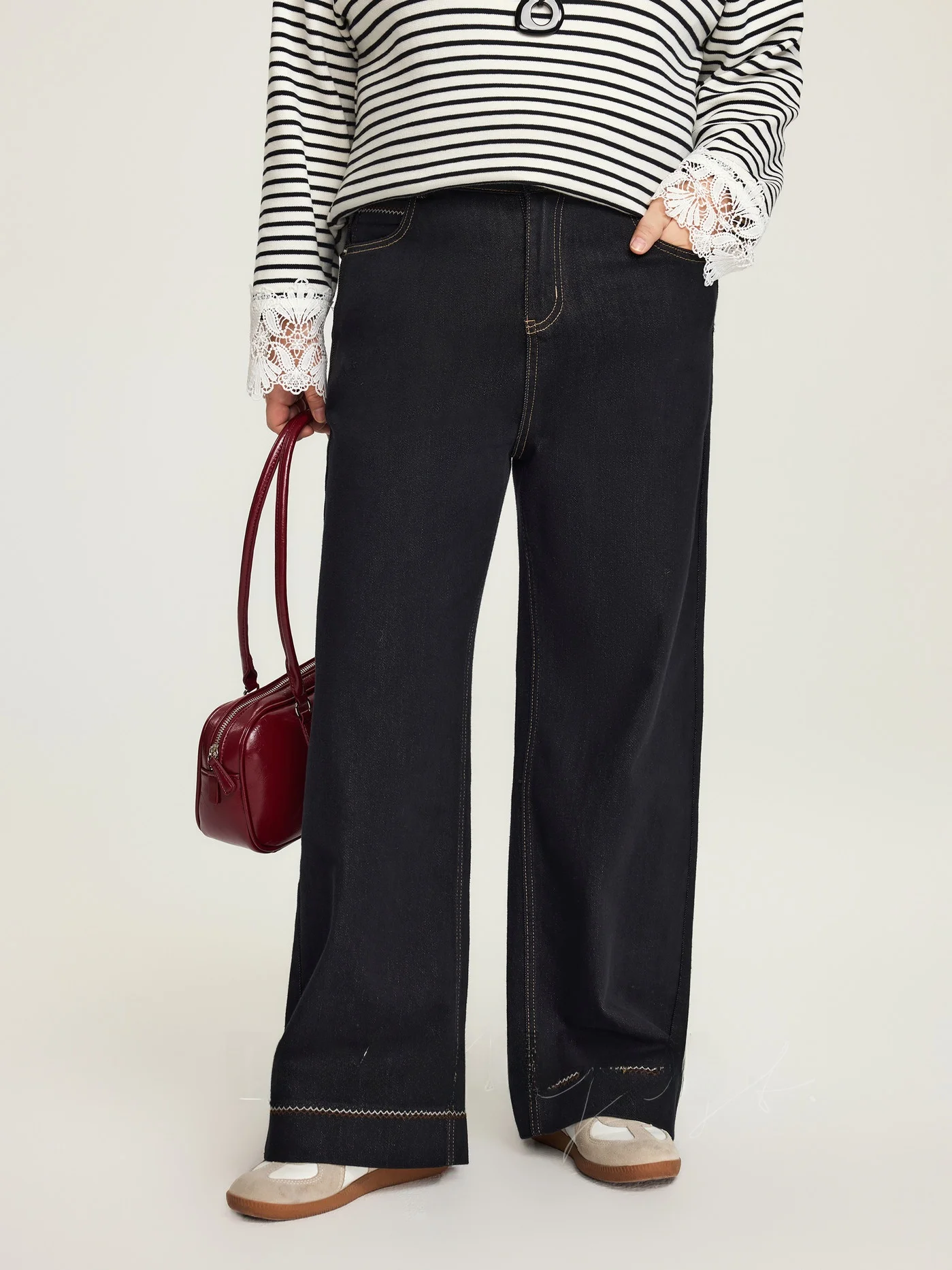 Джинсы с высокой талией и широкими штанинами, больших размеров, женские, повседневные, модные, осенние, новые цвета, коллекция, утягивающие, длинные брюки
Джинсы с высокой талией и широкими штанинами, больших размеров, женские, повседневные, модные, осенние, новые цвета, коллекция, утягивающие, длинные брюки