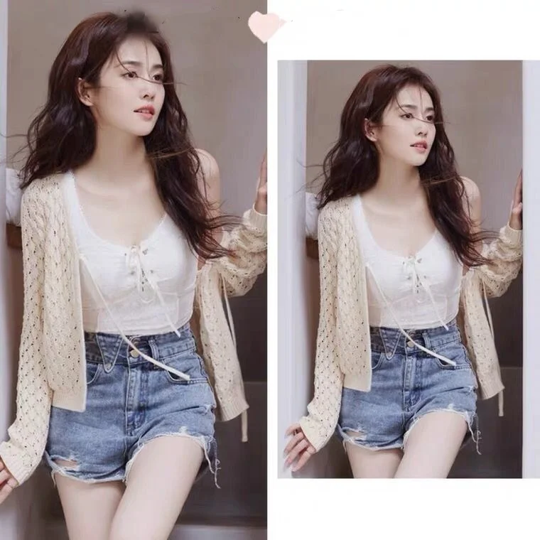 EXJR Spring Summer Lace Knitted Hollow out Cardigan Women's Sun Protection Top with Short Jeans Cotton Blend V-Neck Long Sleeve
EXJR Spring Summer Lace Knitted Hollow out Cardigan Women's Sun Protection Top with Short Jeans Cotton Blend V-Neck Long Sleeve