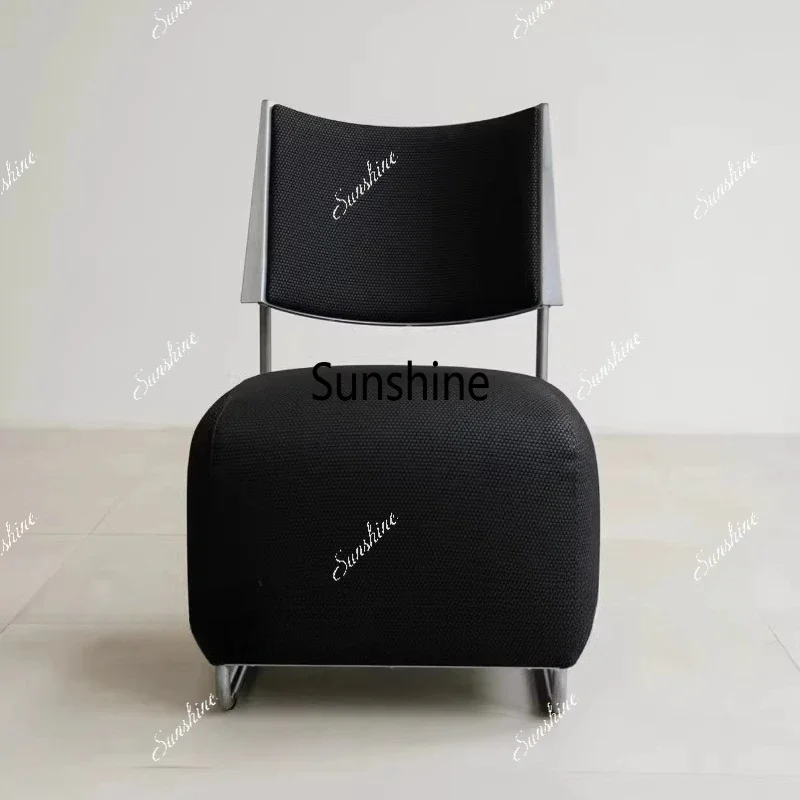 Antique leisure chair in the living room, niche classic retro single leather sofaTJ
Antique leisure chair in the living room, niche classic retro single leather sofaTJ