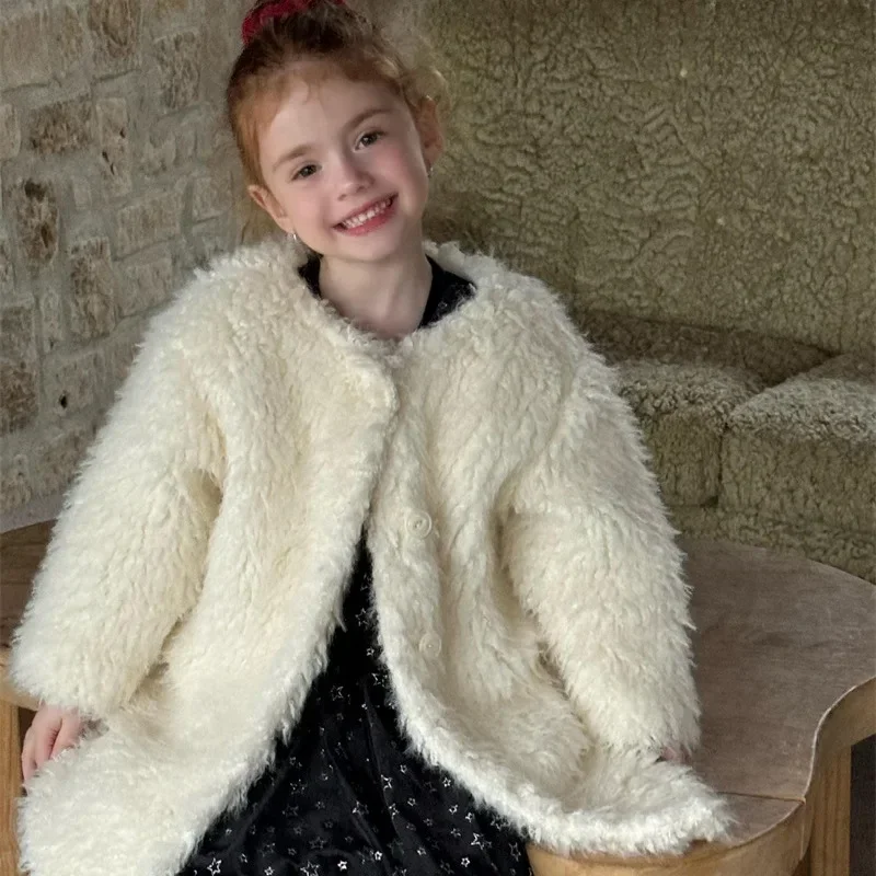 Girls Coat 2024 Winter New Childrens Wear Korean Style Baby Girl Foreign Style Long Imitation Fur Padded Coat Casual Simple
Girls Coat 2024 Winter New Childrens Wear Korean Style Baby Girl Foreign Style Long Imitation Fur Padded Coat Casual Simple
